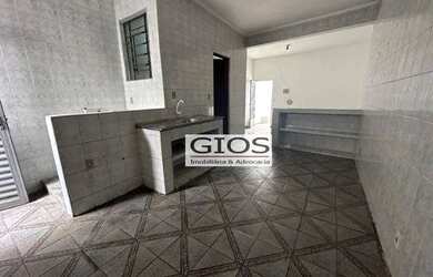 Imagem: A casa possui 1 Dormitório, 2 Banheiros, 48m² de Área e