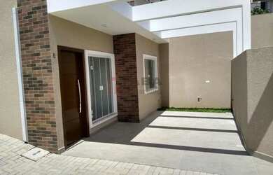 Imagem: A casa possui 2 Dormitórios, 2 Banheiros, 1 Vaga na garagem