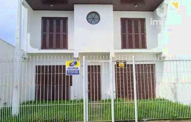 Imagem: A casa em condomínio possui 3 Dormitórios, 2 Banheiros, 1