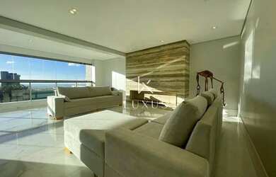 Imagem: O apartamento possui 4 Dormitórios, 4 Banheiros, 4 Vagas na