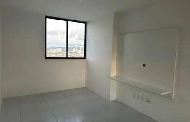 Imagem 3: Edf. Manoel Cordeiro 1/4 em frente à estação ferroviária