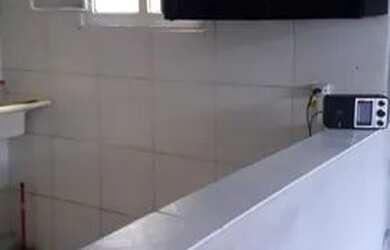 Imagem: A casa possui 1 Dormitório, 1 Banheiro e está localizado