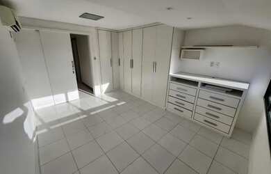 Imagem: A casa em condomínio possui 2 Dormitórios, 2 Banheiros, 1