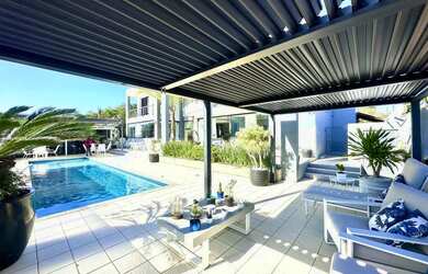 Imagem 6: Casa Alto Padrão para Venda em Florianópolis, João Paulo, 5 dormitórios, 2 suítes, 7 banhe