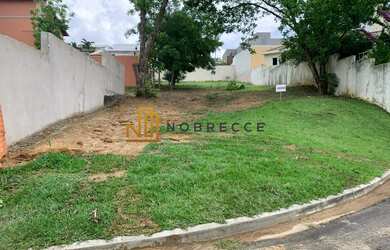 Imagem: O terreno possui 793m² de Área e está localizado em Vila