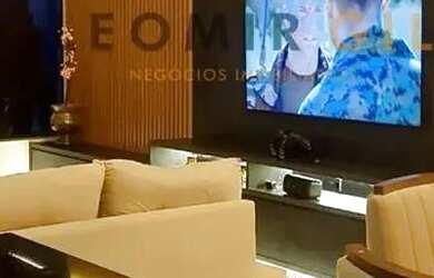 Imagem 6: CASA MODERNA NO CENTRO - COM PISCINA E ENERGIA SOLAR