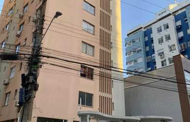 Imagem: O apartamento possui 1 Dormitório, 1 Banheiro, 48m² de Área