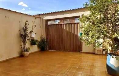 Imagem 1: Casa a Venda em Santa Maria