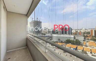 Imagem: O depósito possui 5 Vagas na garagem, 316m² de Área e está