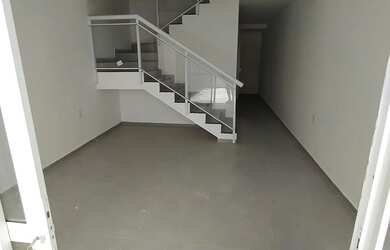 Imagem 4: Casa duplex rua G, 195 Parque Montenegro II Bairro José Walter Fortaleza