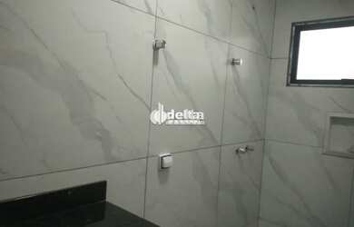 Imagem 15: Casa no condomínio Terras Alpha disponível para venda em Uberlândia...