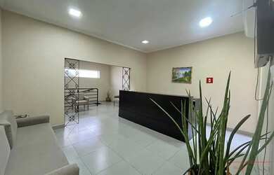 Imagem: O depósito possui 7m² de Área e está localizado em Centro