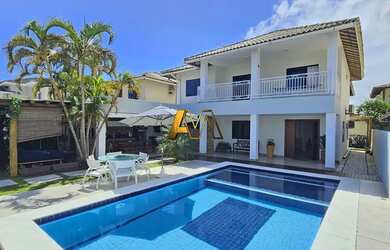 Imagem: A casa em condomínio à venda possui 4 Dormitórios, 4 Banheiros