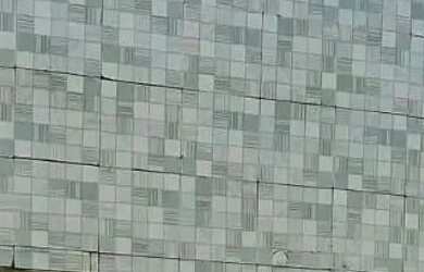 Imagem: A casa possui 1 Dormitório, 1 Banheiro, 1 Vaga na garagem