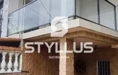 Imagem: A casa possui 3 Dormitórios, 5 Banheiros, 1 Vaga na garagem