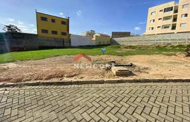 Imagem: O terreno possui 546m² de Área e está localizado em Jardim