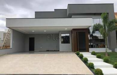 Imagem: A casa em condomínio possui 3 Dormitórios, 4 Banheiros, 4