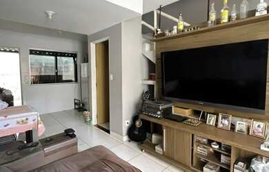 Imagem: A casa em condomínio possui 2 Dormitórios, 2 Banheiros e 70m²