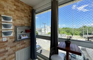 Imagem: O apartamento possui 2 Dormitórios, 1 Banheiro, 2 Vagas na