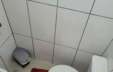 Imagem: A casa em condomínio possui 3 Dormitórios, 2 Banheiros, 3