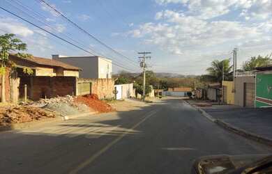 Imagem 2: Esquina 364,59m² Asfalto e Agua Bairro Itapuã