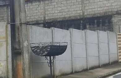 Imagem: O terreno possui 168m² de Área e está localizado em Da Garça