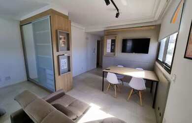 Imagem: O studio possui 1 Dormitório, 1 Banheiro, 37m² de Área e