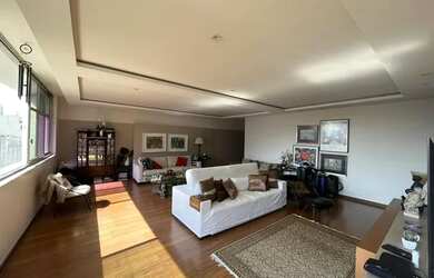 Imagem: O apartamento possui 4 Dormitórios, 3 Banheiros, 1 Vaga na