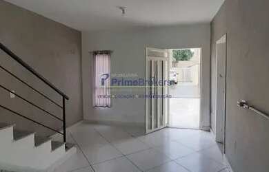 Imagem: A casa em condomínio possui 4 Dormitórios, 3 Banheiros, 2