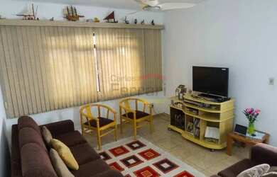 Imagem: A casa possui 3 Dormitórios, 3 Banheiros, 2 Vagas na garagem