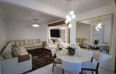 Imagem: A casa possui 3 Dormitórios, 3 Banheiros, 1 Vaga na garagem