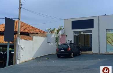Imagem: O depósito possui 2 Vagas na garagem, 46m² de Área e está