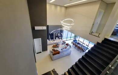 Imagem 3: Sobrado à venda no bairro Aponiã por 2.500.000,00