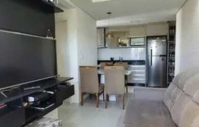 Imagem: O apartamento possui 2 Dormitórios, 1 Banheiro, 1 Vaga na garagem