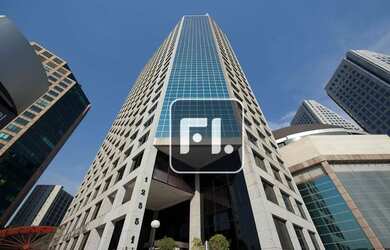 Imagem: O depósito possui 5 Vagas na garagem, 256m² de Área e está