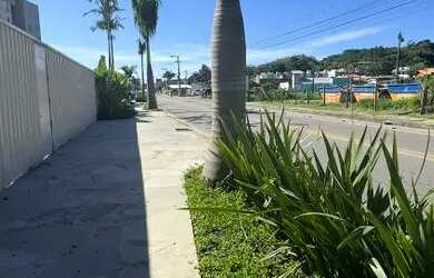 Imagem 11: Maris Residencial Club. Piscina, Churrasqueira, Varandae60m² de Área