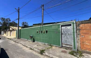 Imagem: A casa possui 2 Dormitórios, 2 Banheiros e 80m² de Área e