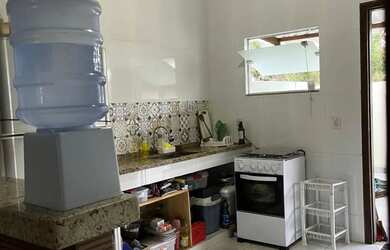 Imagem: A casa possui 2 Dormitórios, 2 Banheiros, 5 Vagas na garagem