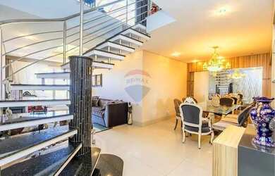 Imagem 12: Cobertura duplex à venda com 2 quartos, 242m² de área privativa, garagem...