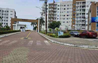 Imagem: O apartamento possui 2 Dormitórios, 1 Banheiro, 1 Vaga na garagem