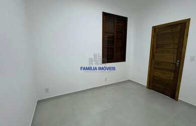 Imagem 11: Casa reformada para alugar com 3 dormitórios no Embaré Santos SP