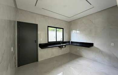 Imagem 15: Vivenda das Marinas - Casa Duplex com 3 suítes de construção climatizada...