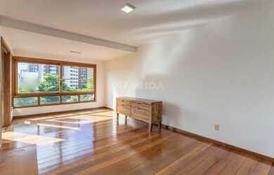 Imagem: O apartamento para alugar possui 3 Dormitórios, 2 Banheiros