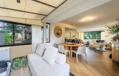 Imagem: O apartamento possui 3 Dormitórios, 4 Banheiros, 1 Vaga na