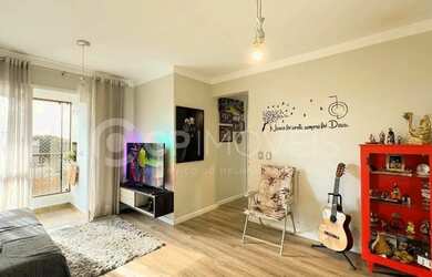 Imagem: O apartamento possui 2 Dormitórios, 1 Banheiro, 1 Vaga na garagem