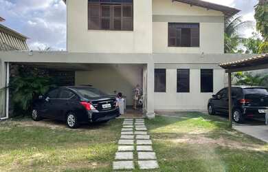 Imagem: A casa possui 5 Dormitórios, 4 Banheiros, 5 Vagas na garagem