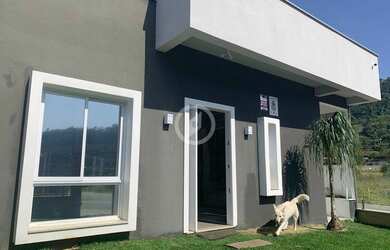 Imagem 2: Casa à venda no bairro Barra do Rio Cerro - Jaraguá do Sul/SC