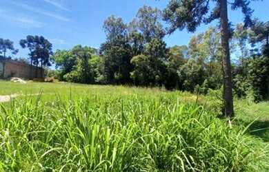 Imagem: O terreno possui 3.709m² de Área e está localizado em Sabiá