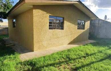 Imagem: A casa possui 2 Dormitórios, 1 Banheiro, 70m² de Área e