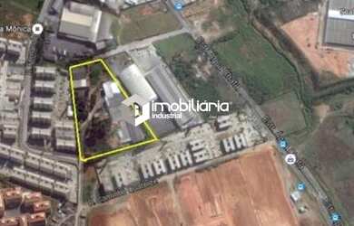 Imagem: O terreno possui 20.500m² de Área e está localizado em Água